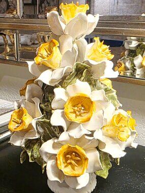 Vintage COSTA Daffodil Porcelain Bouquet